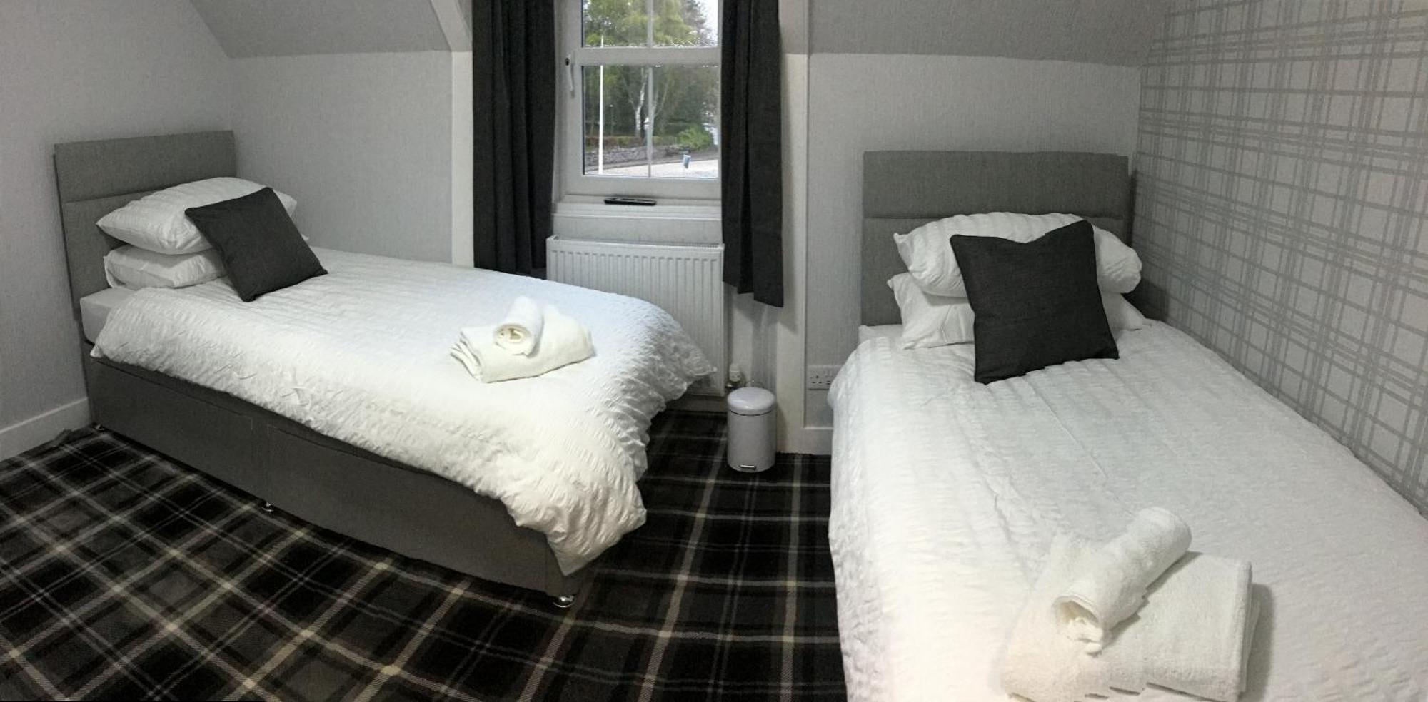 Glenshee Guest House Ґолспі Екстер'єр фото
