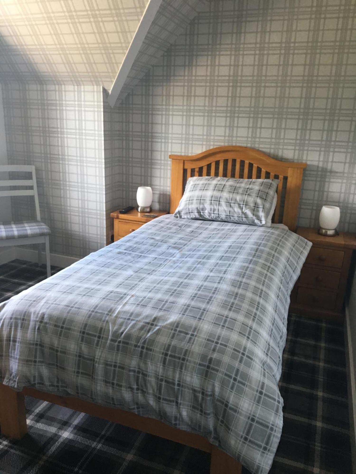 Glenshee Guest House Ґолспі Екстер'єр фото